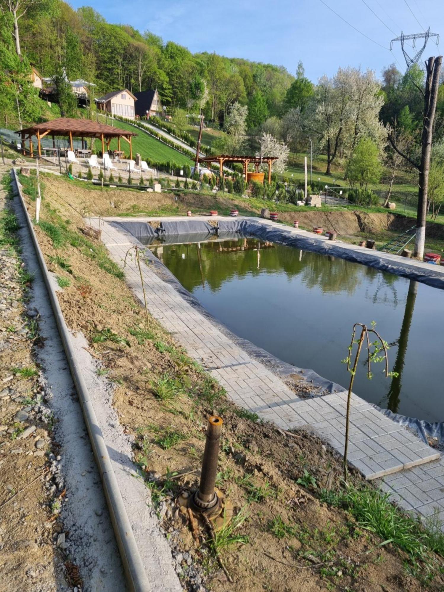 La Maria Si Ioana Apartment Curtea de Argeş Екстериор снимка