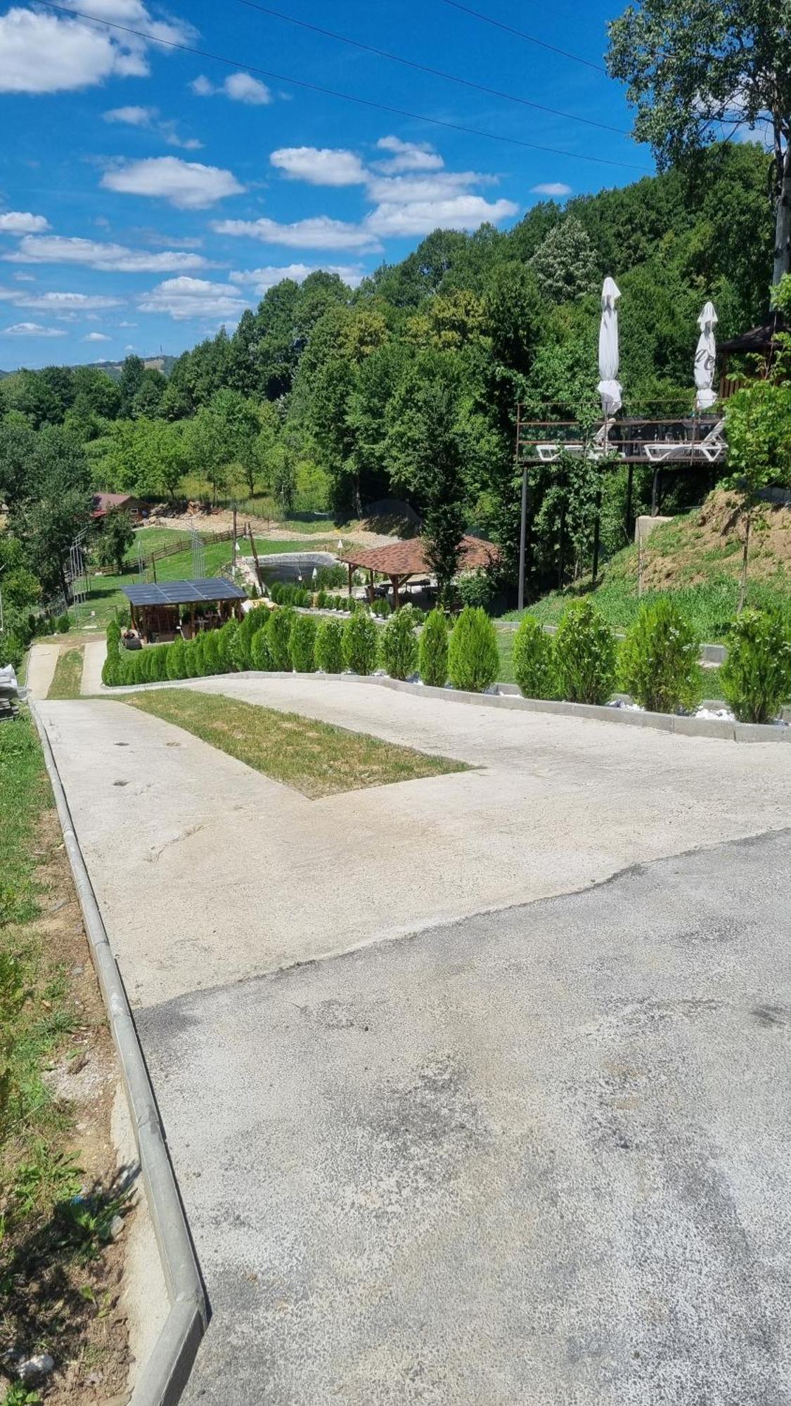 La Maria Si Ioana Apartment Curtea de Argeş Екстериор снимка